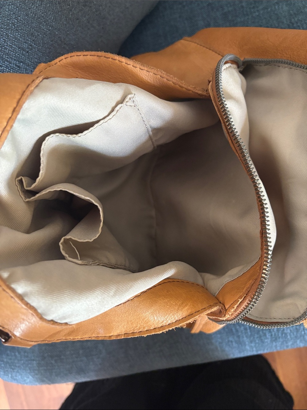 American Leather Company Cognac Leather Purse - Picture 9 of 9
